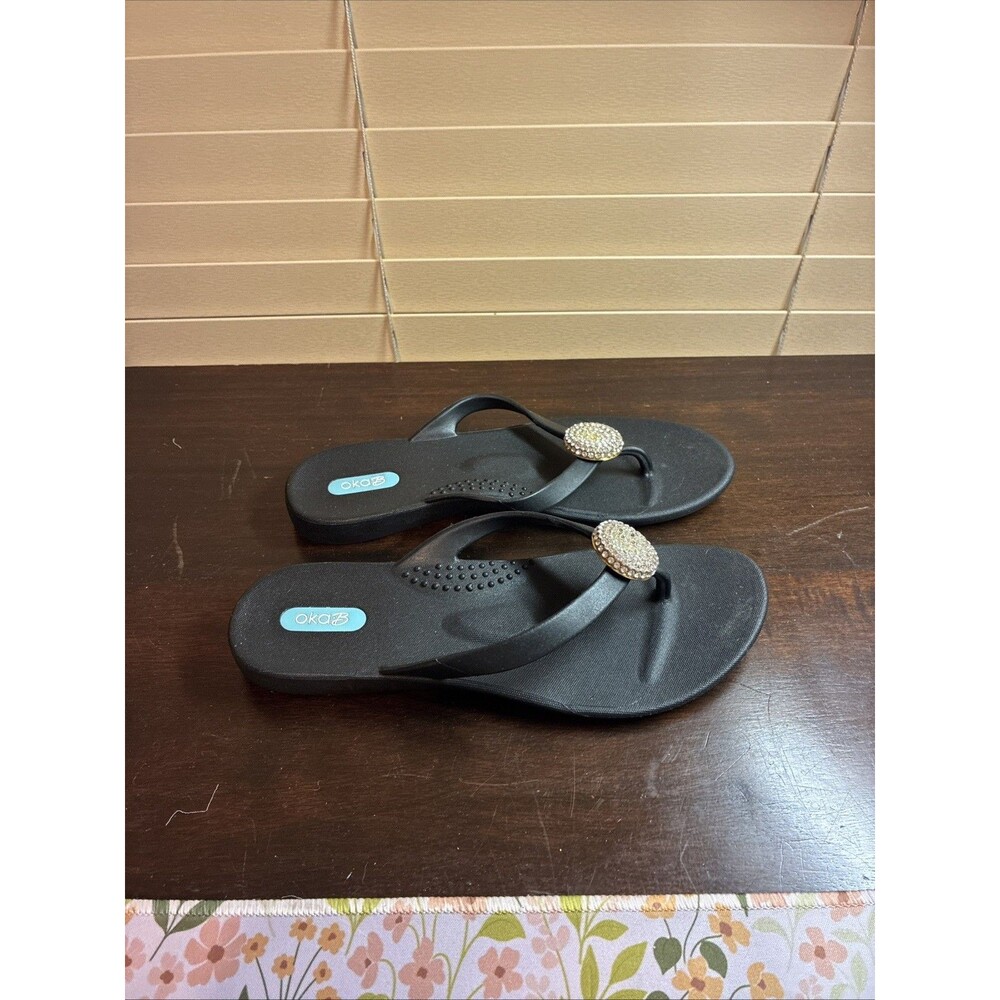 Oka B Womens Sandals Bejeweled Rhinestone Medallion Flip Flops Ergonomic size 6